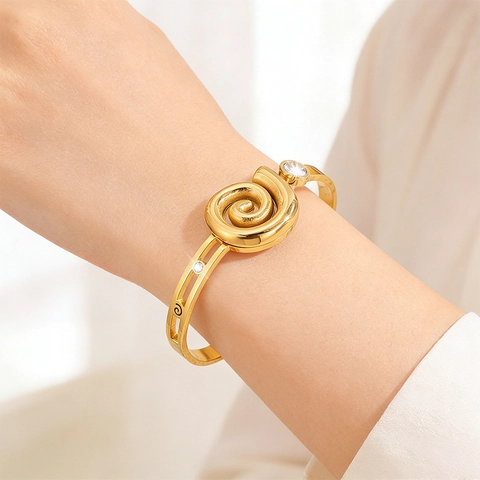 Stainless Steel Gold Plated Spiral Design Bangle With Rhinestone Inlay For Women Minimalist Elegant Fashion Jewelry Wristband