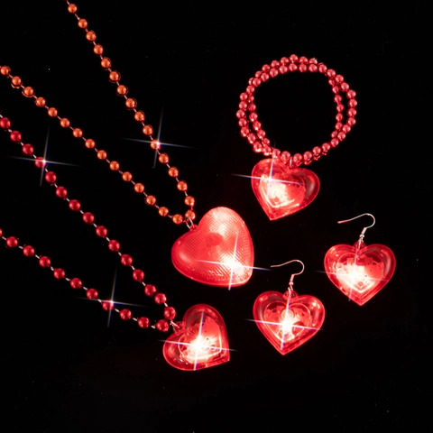 Valentinstag Herzanhänger Halskette Verbundene Perlenkette Led Licht Herzförmig Modisch Exquisit