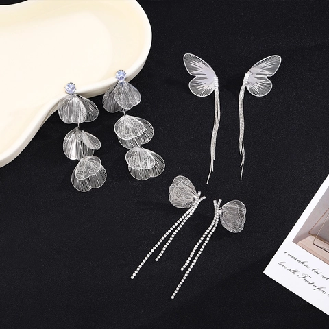 Korean Sweet Copper Long Tassel Butterfly Drop Earrings With Silver Earring Post Elegant Rhinestone Dangle Earrings For Women