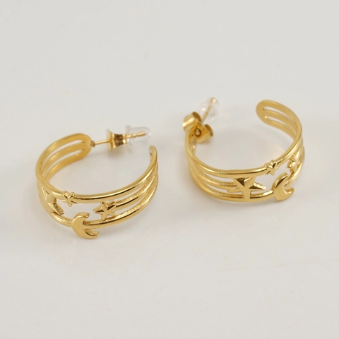 Boucles D'oreilles Créoles En Acier Inoxydable Plaqué Or 18K Étoile Lune Évidée Forme C Bijoux De Mode Pour Femmes