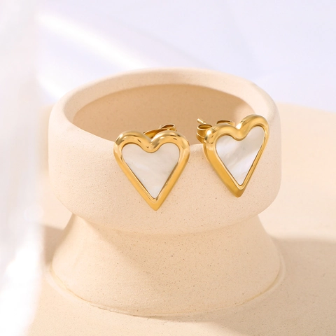 Heart Stud Earrings 18K Gold Plated Stainless Steel White Mother Of Artificial Pearl Shell Minimalist Fashion Jewelry For Women