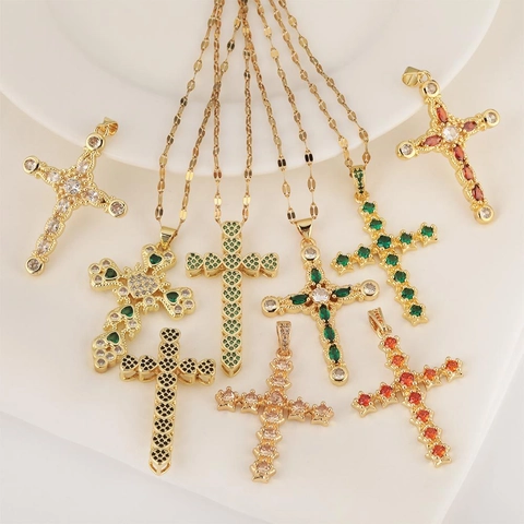 Moda Collana Con Pendente A Croce Rame Placcato Oro Zirconia Cubica Intarsiata Catena A Labbro Stile Semplice Versatile Da Donna