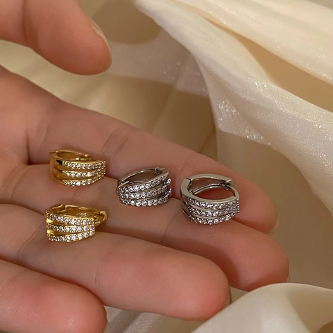 Multi Rij Zirkonia Huggie Hoop Oorbellen Verguld Koper Voor Dames Minimalistische Veelzijdige Sieraden