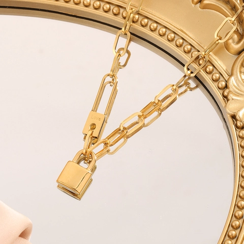 Titanium Steel Gold Padlock Pendant Necklace Women Paperclip Chain Vintage Minimalist Collarbone Jewelry Love Engraved