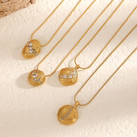 Geometric Pendant Necklace 304 Stainless Steel 18K Gold Plated Cubic Zirconia Minimalist Jewelry Women