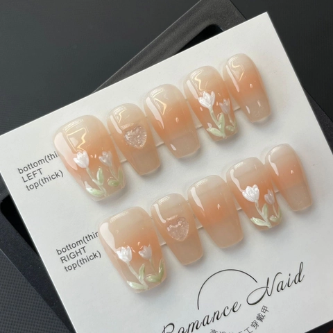 Handmade Press On Nails Reusable Full Cover 3D Flower Tulip Heart Decor Gradient French Style For Women