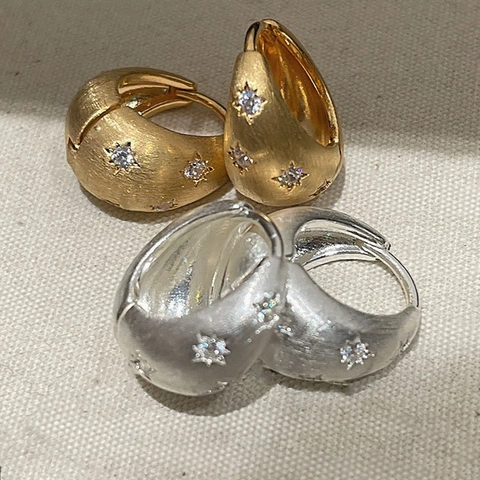 Orecchini a Cerchio con Stella in Strass Spazzolato per Donna Stile Coreano Retrò Opaco Oro Argento Gioielli Accessori