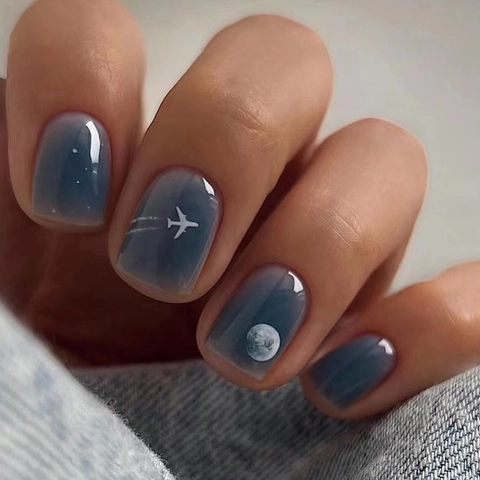 Press On Nails Night Sky Airplane Moon Pattern Gradient Blue Glossy Short Square Round Artificial Fake Nails For Women