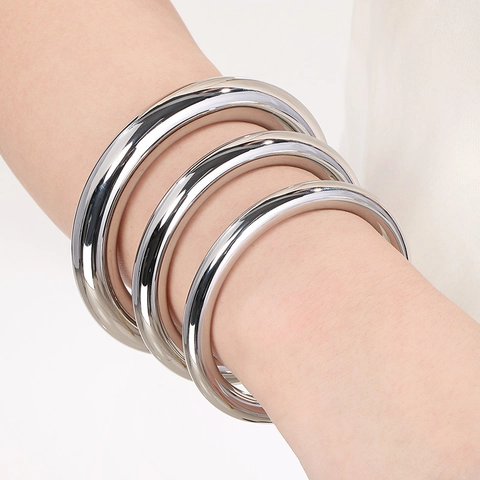 Bracelet Jonc Vintage En Acier Inoxydable Plaqué Or 18K Minimaliste Lisse Ouvert En Forme De C Pour Femmes