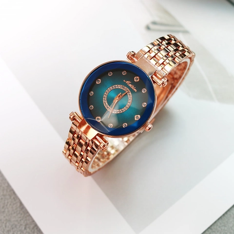 Women's Quartz Watch Rose Gold Alloy Band Gradient Dial Rhinestone Indices Elegant Fashion Casual Ladies Wristwatch