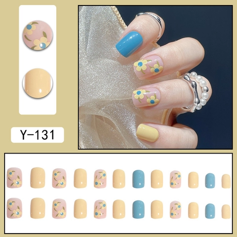 Short Square Round Press On Nails Glossy Small Floral Daisy Macaron Blue Pink Yellow Fake Nails For Women Girls