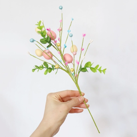 Ostern Künstliche Eierzweig Mit Bunten Schaumeiern Perlbeeren Und Eukalyptusblättern Für Frühling Haus Deko