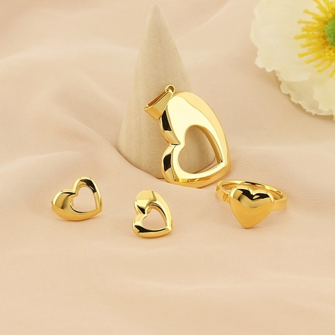 Fashion Heart Ring Stainless Steel 18K Gold Plated Mirror Polished Adjustable Rhinestone Jewelry For Women