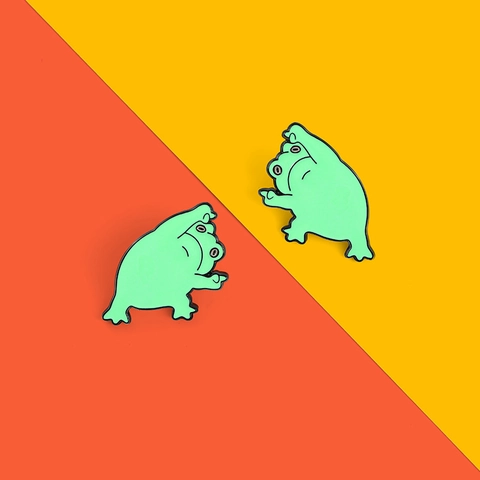 Funny Cartoon Frog Enamel Pin Alloy Baking Varnish Animal Brooch Cute Green Badge For Backpack Clothing Decoration Gift Jewelry