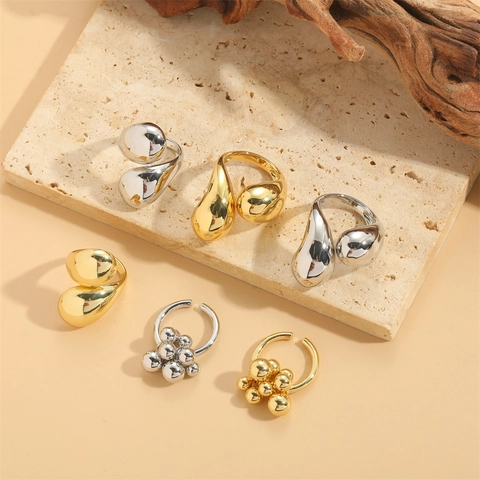 French Retro Minimalist Copper Ring Adjustable Opening Fluid Metal Water Drop Cluster Beads Vintage Jewelry For Women