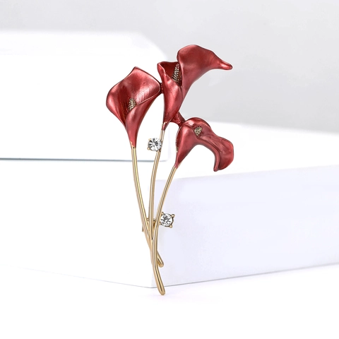Elegant Alloy Enamel Calla Lily Brooch With Rhinestone Accents Gentle Fresh Style Flower Breastpin For Women Wedding Party Accessory