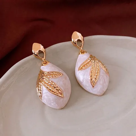 Vintage Teardrop Dangle Earrings With Silver Earring Post Alloy Gold Leaf Pattern Enamel Marble Effect For Women