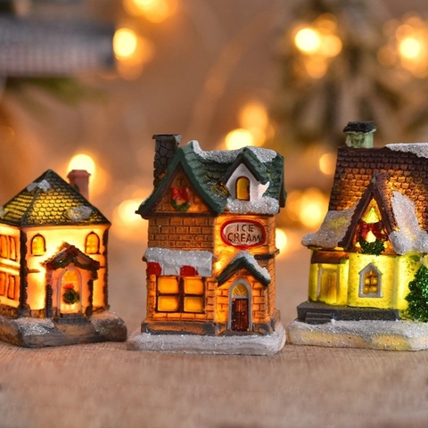 Christmas Miniature Glowing House Resin European Style LED Light Up Snow Cottage Village For Christmas Holiday Home Decor