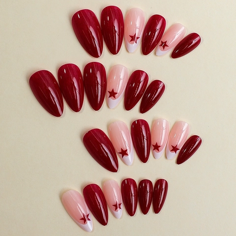 Unghie Finte Forma Mandorla French Borgogna Stelle Rosse Design Punte Per Unghie Da Donna Manicure Elegante