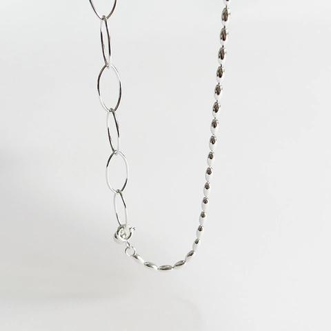 Collana Cuciture Asimmetriche Argento Sterling 925 Catena Grani Oliva Maglie Ovali Pendente Perla Tonda Minimalista Retro