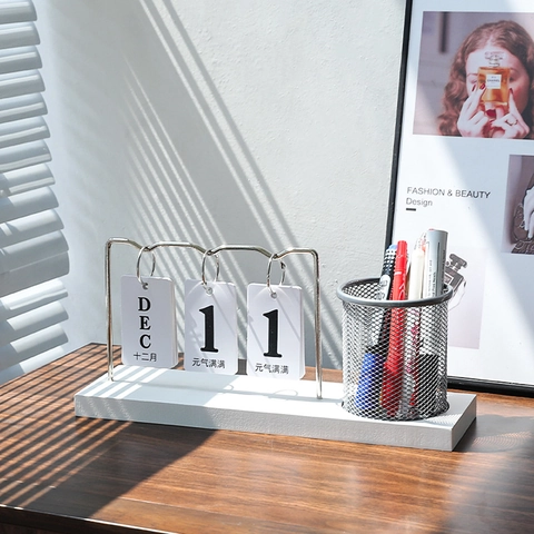 Minimalist Desktop Flip Calendar With Mesh Pen Holder Wood Base Metal Stand Perpetual Date Display Office Decor