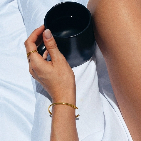 Französischer Stil 18K Vergoldet Edelstahl Offener Armreif Für Damen All-match Minimalist Geometrisches Manschettenarmband Modeschmuck