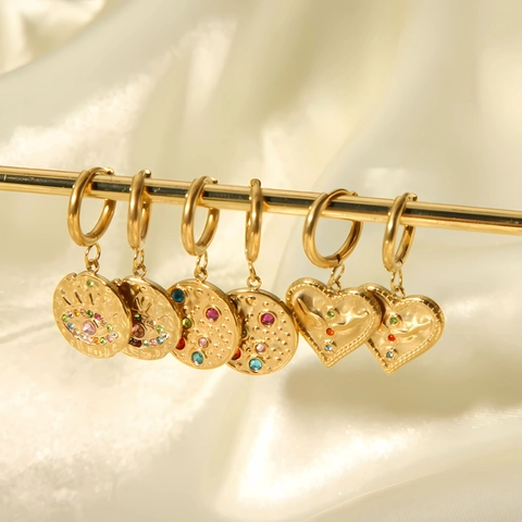 Orecchini A Cerchio Martellati Cuore Malocchio Acciaio Inossidabile Placcato Oro 18K Con Zirconi Colorati Donna