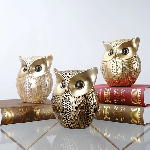 Modern Nordic Resin Owl Statue With Polka Dot Pattern Hollowed Animal Figurine Home Living Room Desktop Office Decor Sculpture