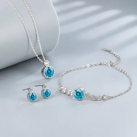 925 Sterlingsilber Herz Schmuckset Für Damen Leichter Luxus Strass Anhänger Halskette Armband Ohrstecker Mode Accessoires