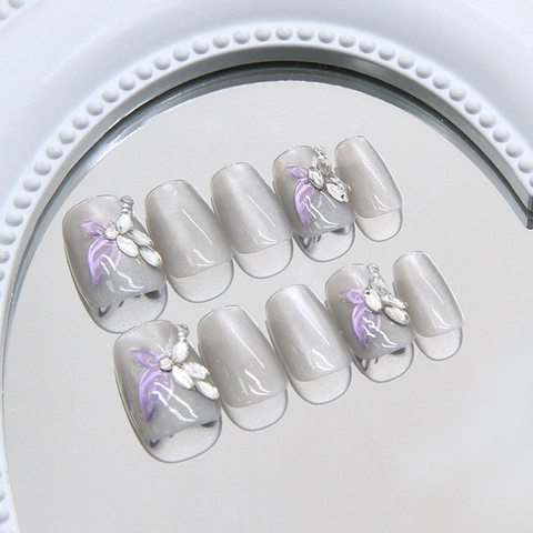 Handmade Press On Nägel Grau Cat Eye Magnetisch 3D Lila Schmetterling Strass Kurze Ballettform Für Frauen