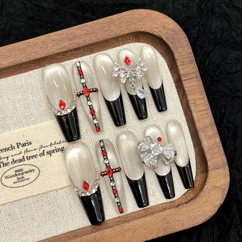 Schwarz French Cat Eye Press On Nails Lange Sargform Handgefertigt Straßstein Bogen Kreuz Gothic Dunkler Stil Luxus