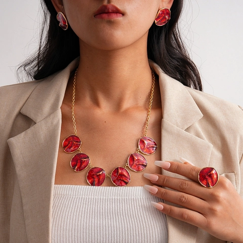 Vintage Rode Emaille Vergulde Legering Cirkelvormige Geplooide Statement Ketting Oorbellen Ring Voor Dames