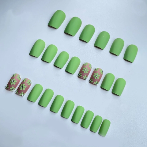 Matte Green Press On Nails Short Square With Flower Design And Rhinestone French Style Artificial Fingernails