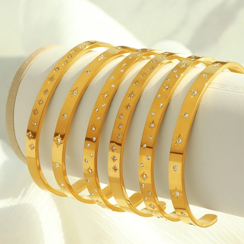 Bracciale Rigido in Acciaio al Titanio Placcato Oro 18K Vintage con Stella per Donna Minimalista con Strass Intarsiati Bracciale Regolabile Gioielli di Moda