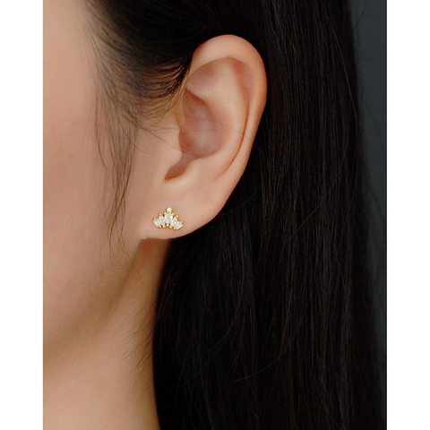 925 Sterling Silver Crown Ear Studs Cubic Zirconia Screw Ball Back Piercing Jewelry Fashion Minimalist Elegant