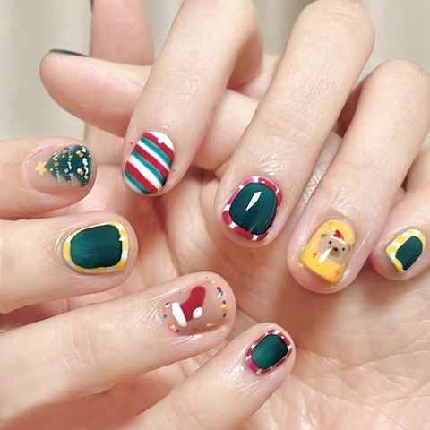 Christmas Press On Nails Short Artificial False Nails Women Cartoon Santa Reindeer Tree Stripe Festive Holiday Decor