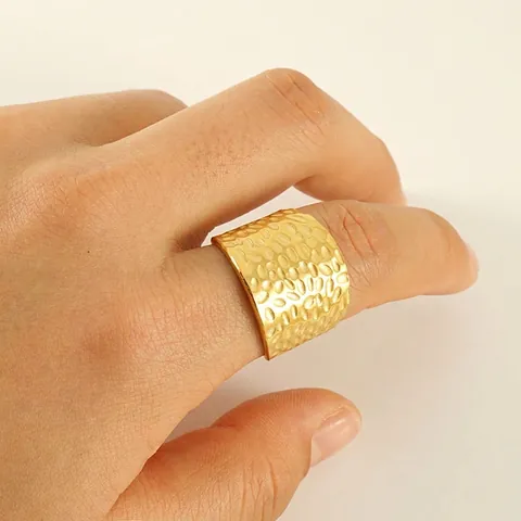 Retro Ring Mit Hammerschlag-Effekt Vergoldeter Edelstahl Verstellbar Offen Persönlichkeit Hip Hop Schmuck Für Damen Und Herren