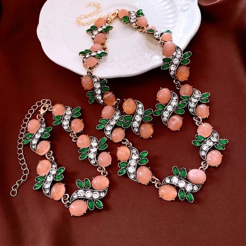 Gioielli Palazzo Vintage Resina Strass Lega Foglia Collana Bracciale E Orecchini Con Perni In Argento