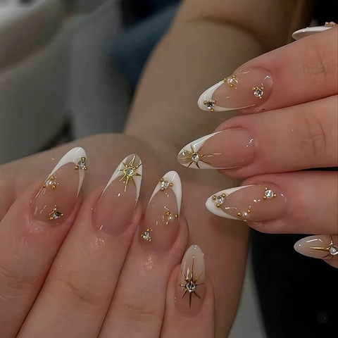 Faux Ongles Press On French Tip Rose Nude Amande Avec Strass Künstliche Perles Artificielles Décoration Étoile Dorée
