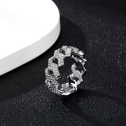 Hip Hop Legierung Panzerkette Ring Glänzende Strass Pavé Bandring Personalisierte Geometrische Schmuck Geschenk Für Damen Herren