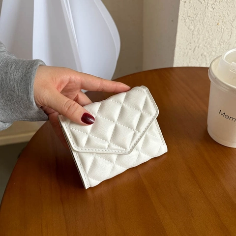 Women Short Wallet Quilted Diamond Pattern PU Leather Card Holder Envelope Flap Minimalist Fashion Niche Design Purse