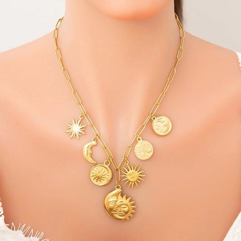 Collana Vintage in Acciaio Inossidabile con Pendenti Celesti per Donna Oro Sole Luna Cuore Ciondolo in Perla Artificiale Gioielli di Lusso