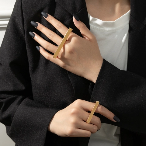 Punk Hip Hop Doppel Finger Ring Metall Übertrieben Geometrisches Design Retro Stil Mode Schmuck Für Männer