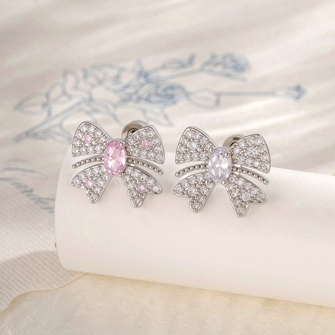 Vlinder Boog Oorkraakbeen Stud Piercing Oor Titanium Staal Koper Zirkoon Dames Sieraden
