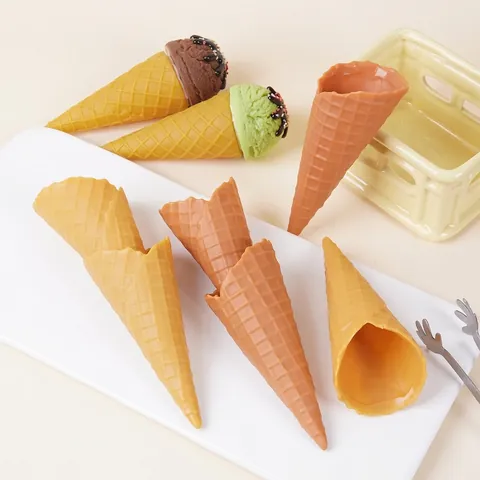 Simulation Ice Cream Cone Model PVC Waffle Cone For Photography Props Dessert Display Decorative Food Ornament