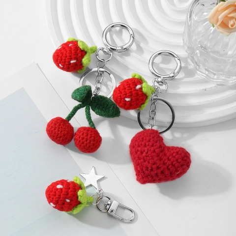 Handmade Crochet Strawberry Cherry Heart Keychain Cute Polyester Knitted Bag Pendant Sweet Gift Accessory For Women Girls
