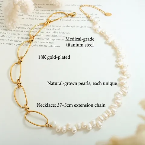 Collana Asimmetrica Acciaio Al Titanio Placcato Oro 18K Perla de Agua Dulce Barocca D'acqua Dolce Retro Francese Per Donne