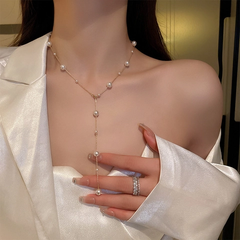 Franse Elegante Titaniumstalen Y-Vormige Halsketting Met Kunstparels Veelzijdige Sleutelbeenhalsketting Voor Dames Sieraden
