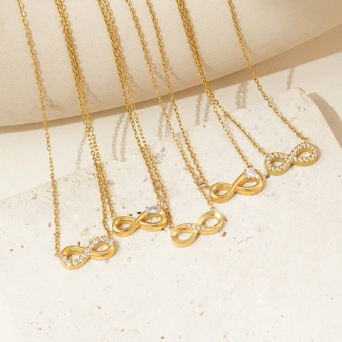 Collana Pendente Infinito Acciaio Al Titanio Zircone Intarsiato Moda Semplice Catena Clavicola Per Donne Gioielli Eleganti