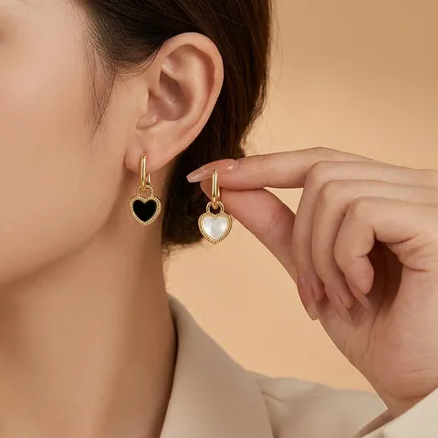 Boucles D'oreilles Créoles Coeur Vintage Double Face Noir Et Blanc Acier Inoxydable Plaque Or Style Français Pour Femmes
